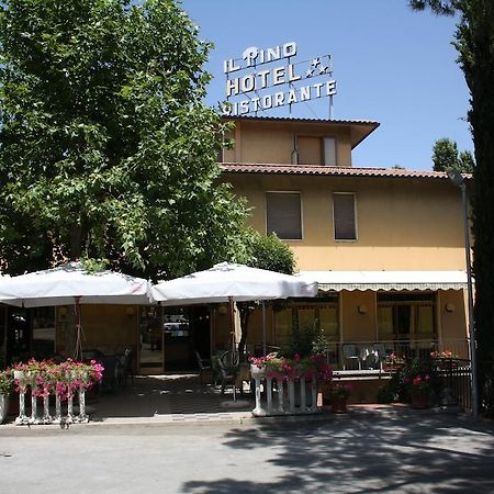 Hotel Ristorante Il Pino تشيوسي المظهر الخارجي الصورة